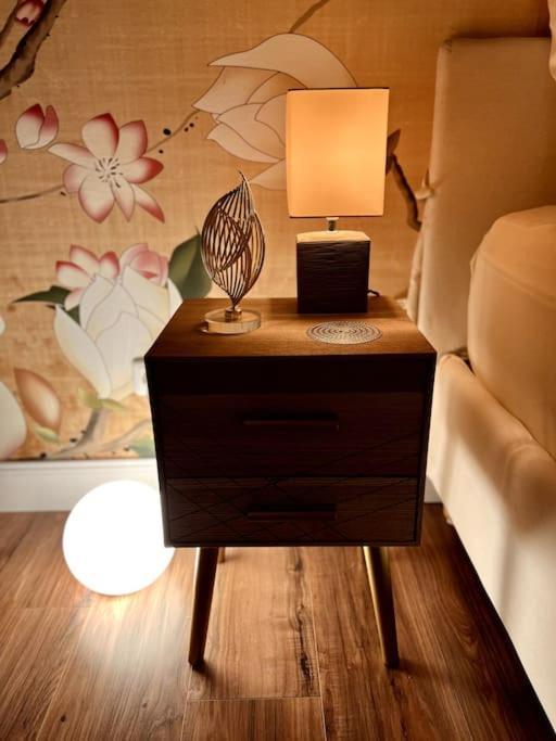 Bali Home Stylische Wohnung Mit Terrasse Schönefeld Kültér fotó